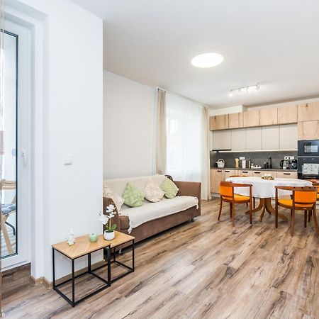 Ferienwohnung Perla Hradce 103 Hradec Králové Exterior foto