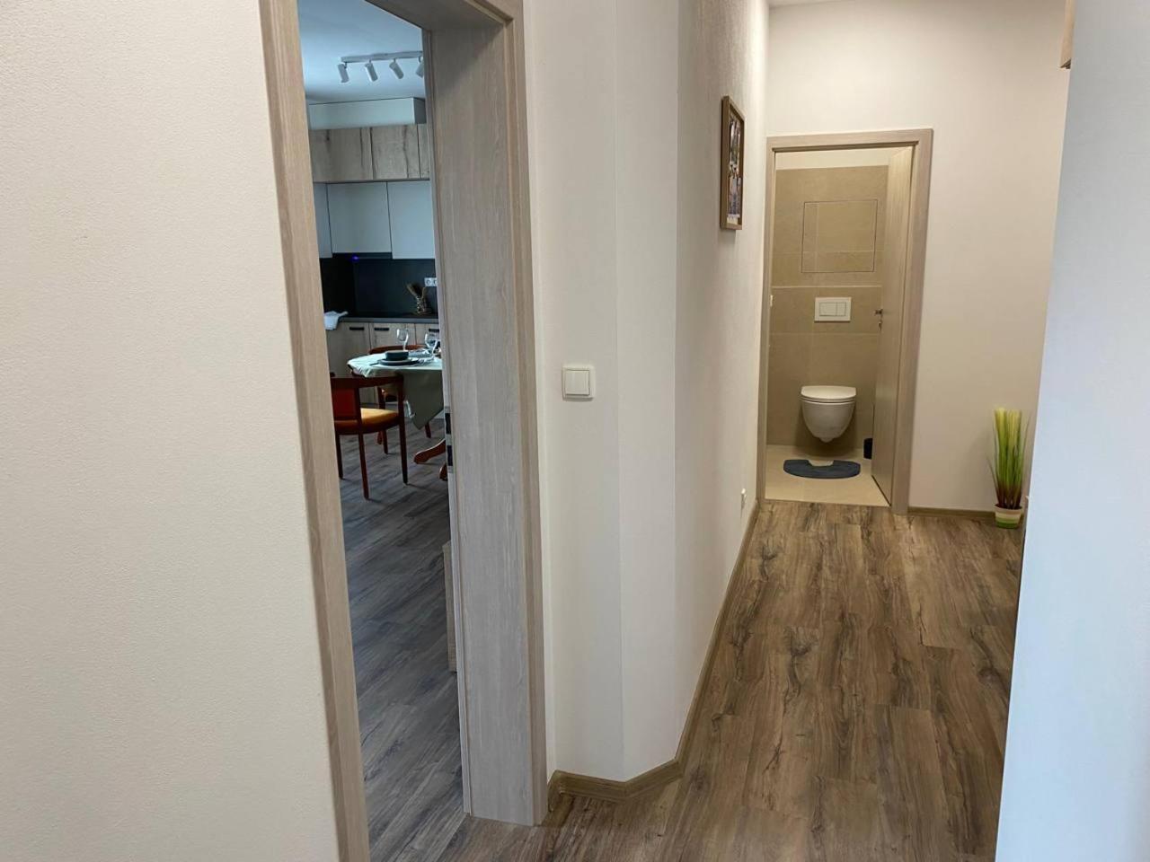 Ferienwohnung Perla Hradce 103 Hradec Králové Exterior foto