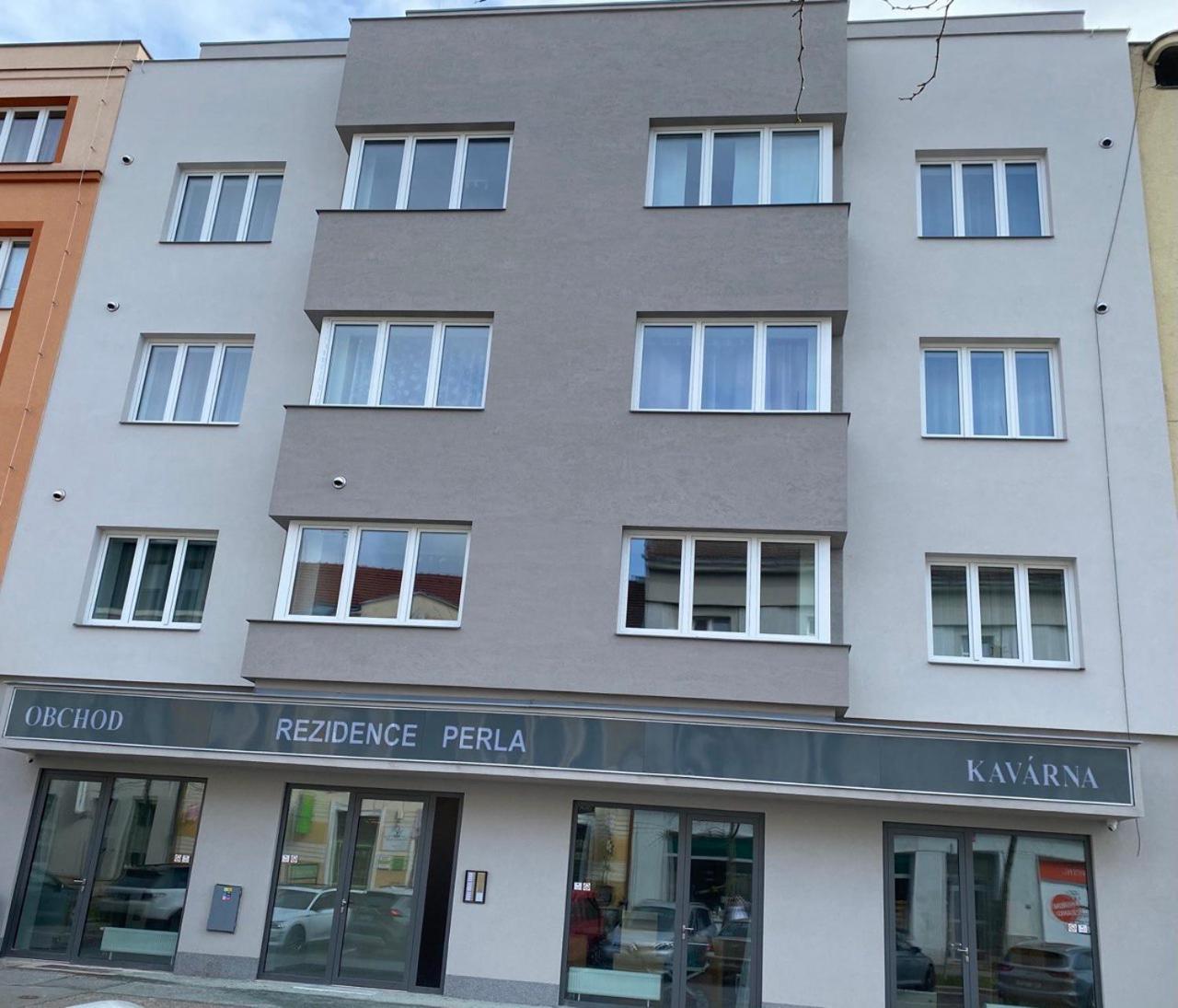 Ferienwohnung Perla Hradce 103 Hradec Králové Exterior foto